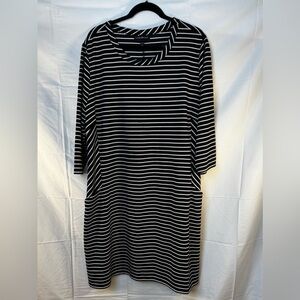 Lane Bryant Black and White Relaxed 3/4 Sleeve Dress with Pockets Size 22/24